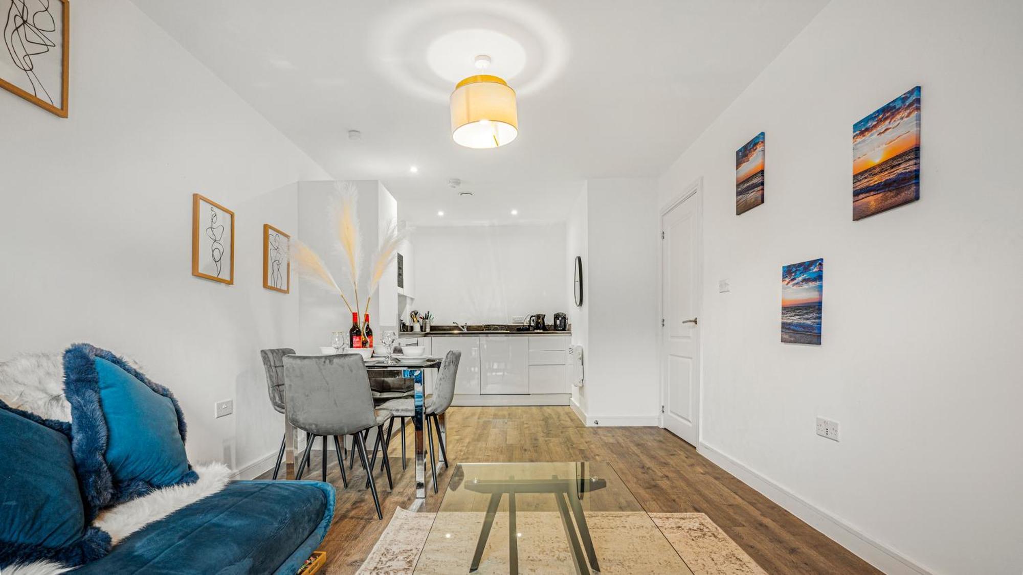 Апартаменты Oceanic Bliss: 2 Bed 2 Bath + Free Park + Netflix Бирмингем Экстерьер фото