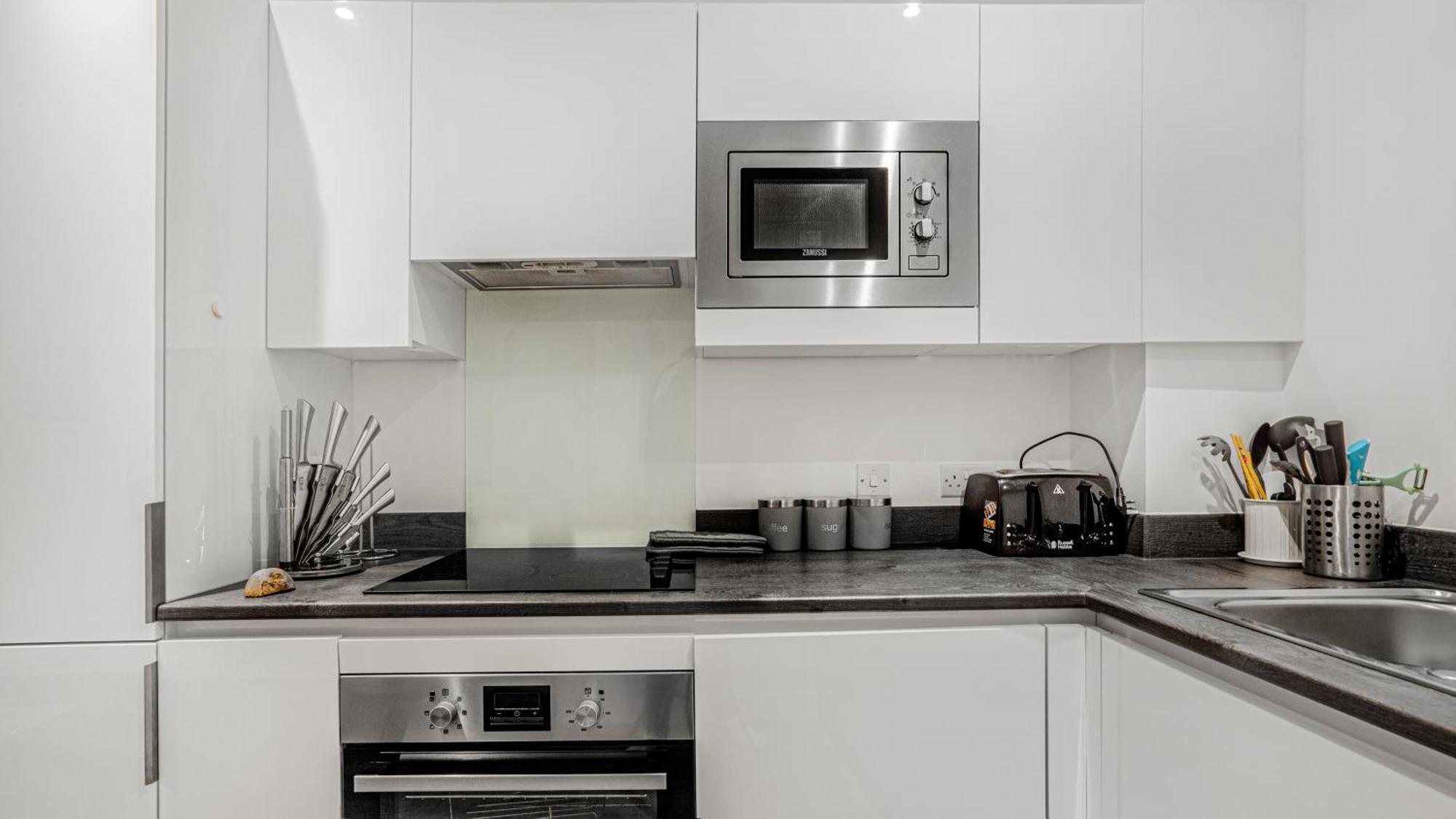 Апартаменты Oceanic Bliss: 2 Bed 2 Bath + Free Park + Netflix Бирмингем Экстерьер фото